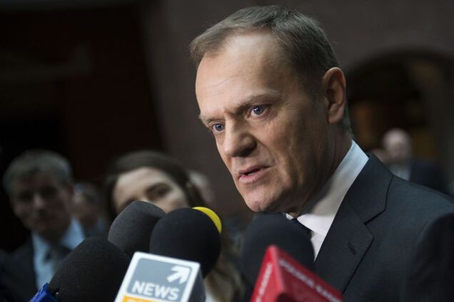 Санкции не отменят, пока Украина не восстановит контроль над границей – Туск