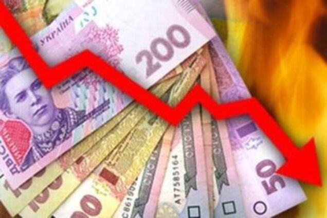 Гривня внезапно начала падать на межбанке