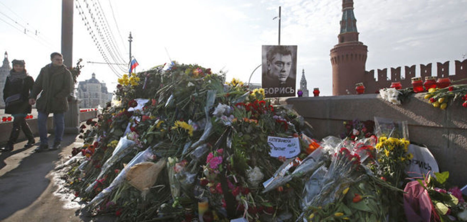 Порошенко пожурил Госдуму за отказ почтить память Немцова