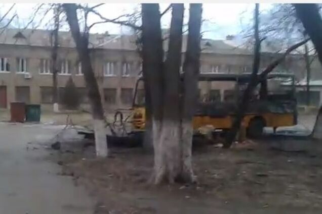 Последствия беспорядков в Константиновке у общежития военных: опубликовано видео