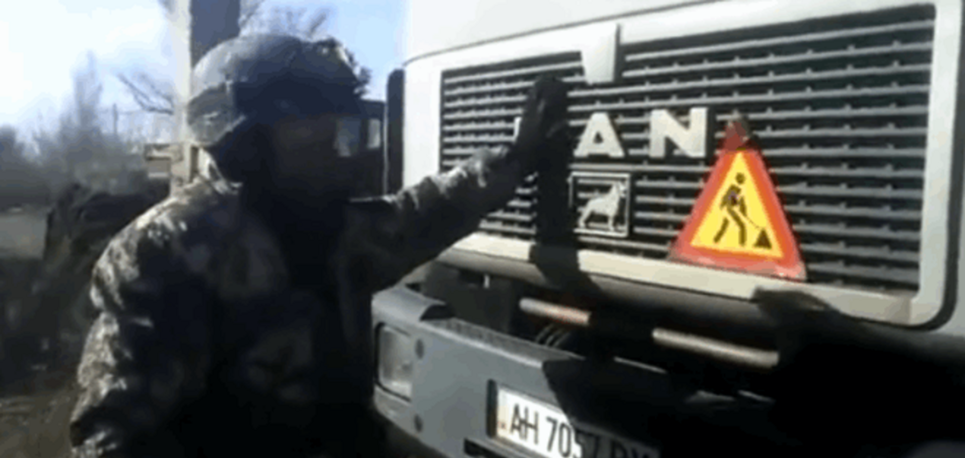 'Віджати у кропу'. Бойовики похвалилися 'трофейними' авто: Відеофакт