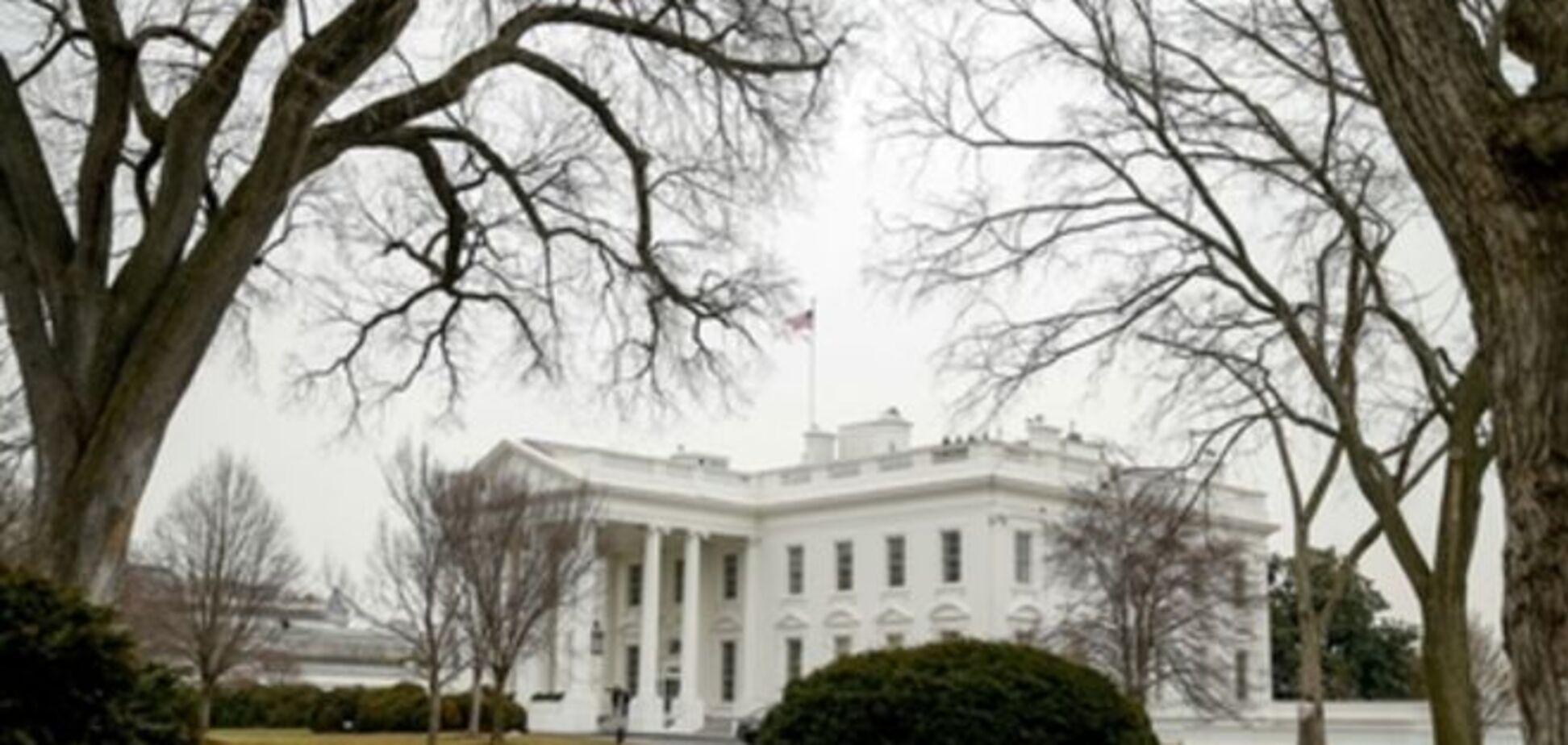 В Белый дом прислали конверт с цианидом