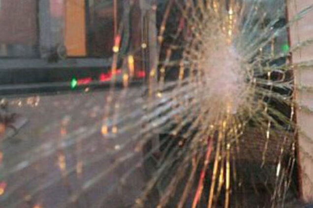 У Маріуполі обстріляли маршрутку з пасажирами