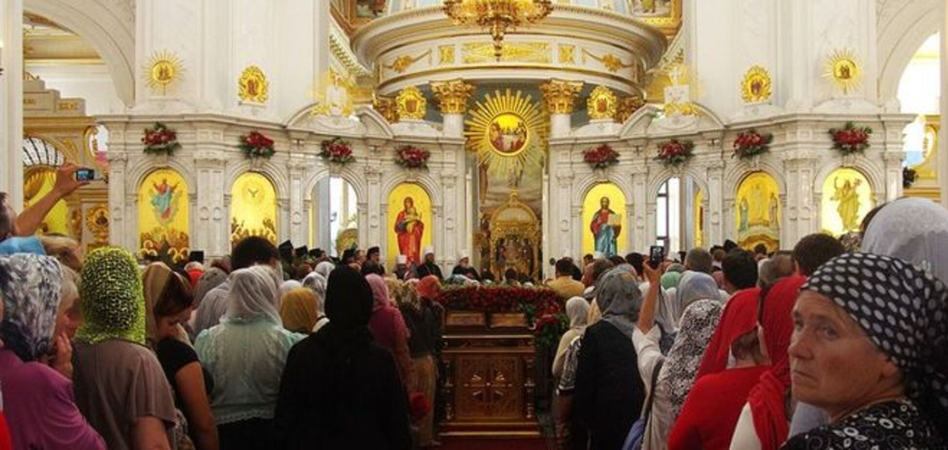 Церковники вышли с инициативой о проведении молитвы за мир и единство в Украине