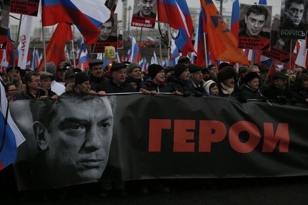 После убийства Немцова в России началась эра 'охоты на ведьм' – The Guardian