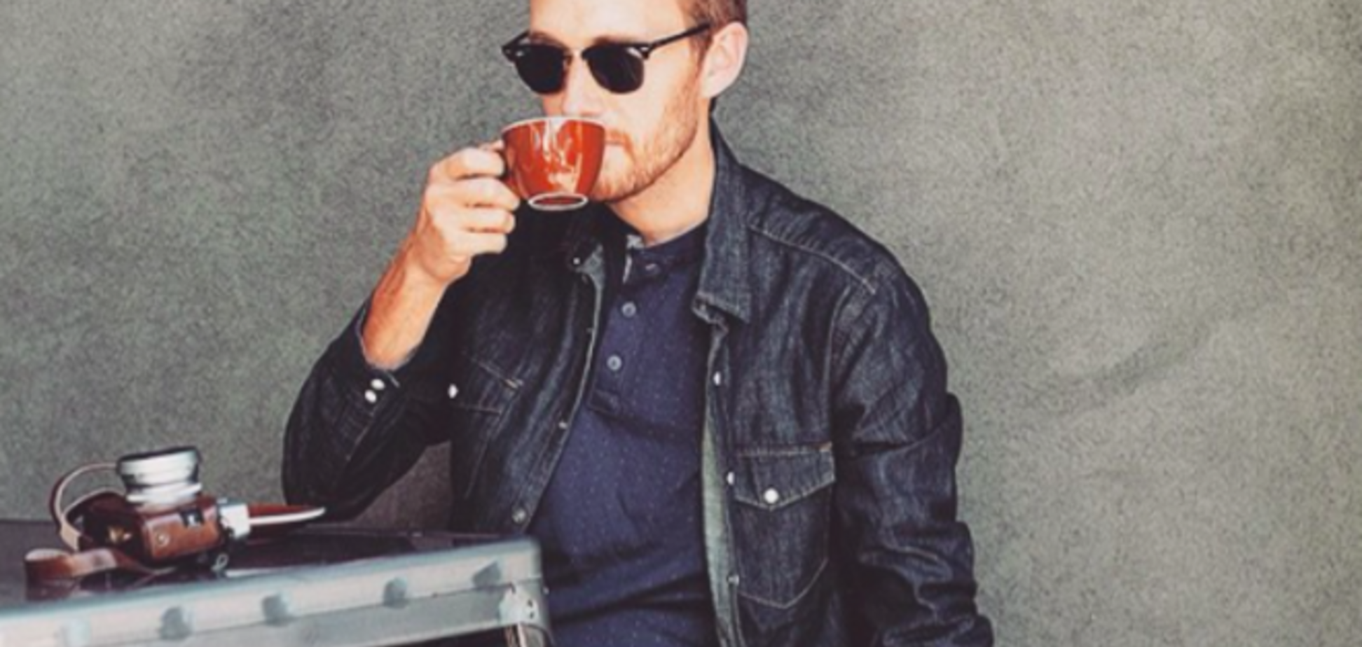 В Instagram появился аккаунт для ценительниц крепкого кофе и красавцев-мужчин