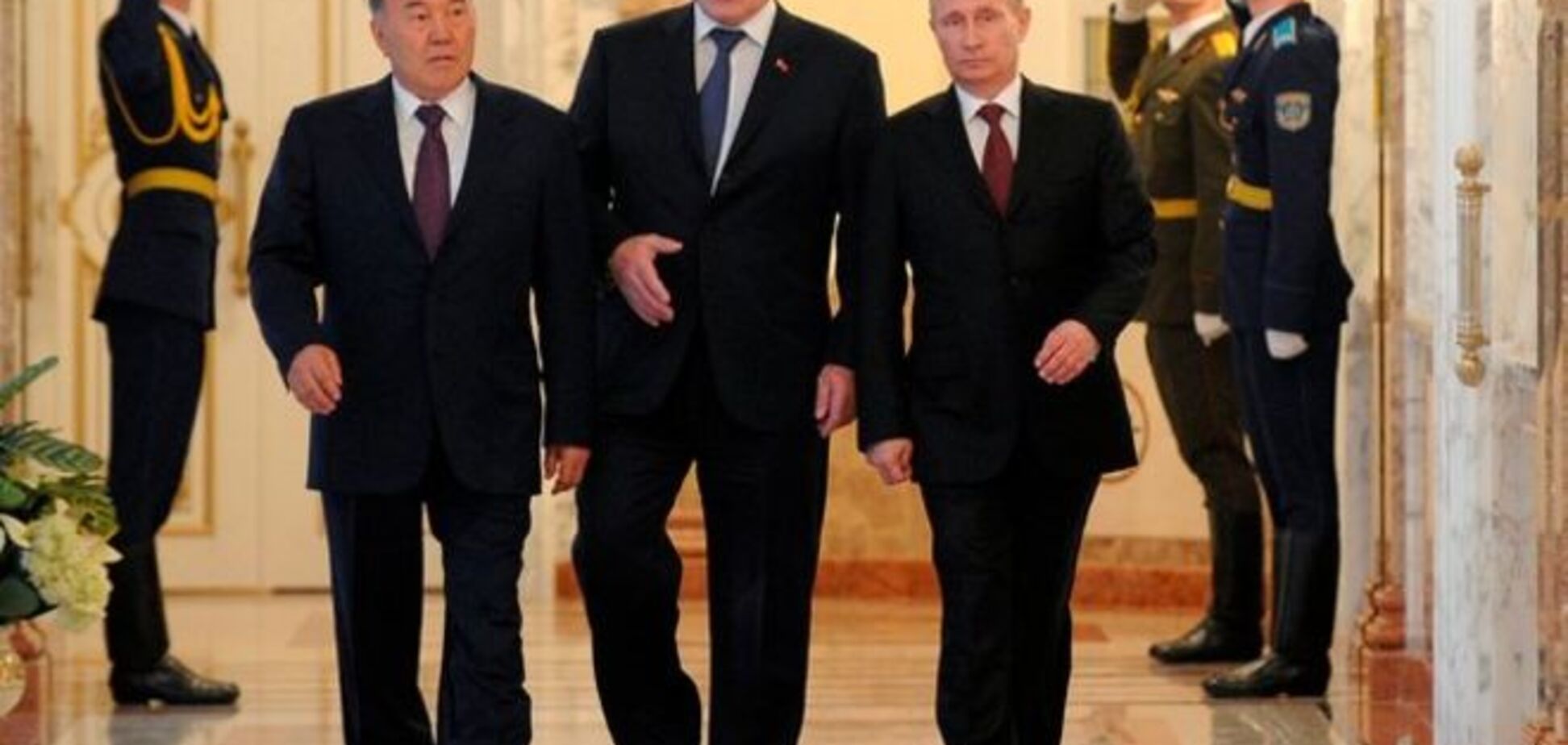 Путін обговорив Україну з Лукашенком і Назарбаєвим