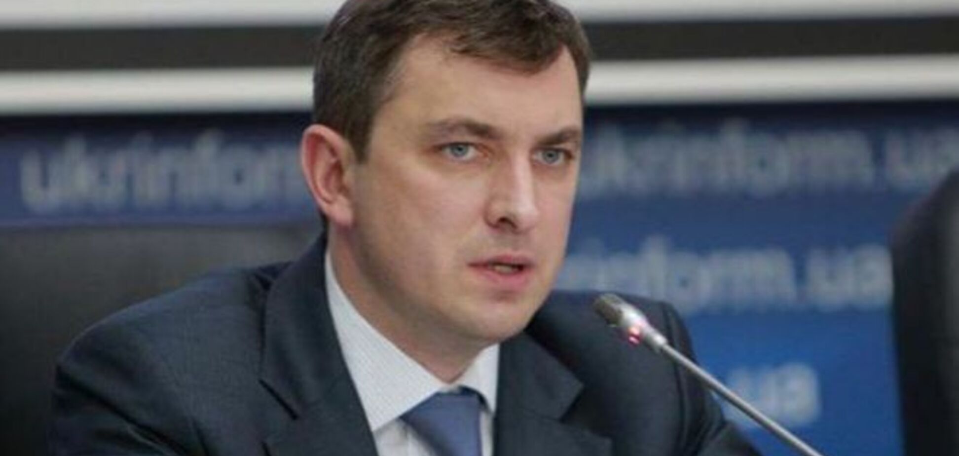 Абромавічус рекомендує Яценюку звільнити керівництво Фіскальної служби