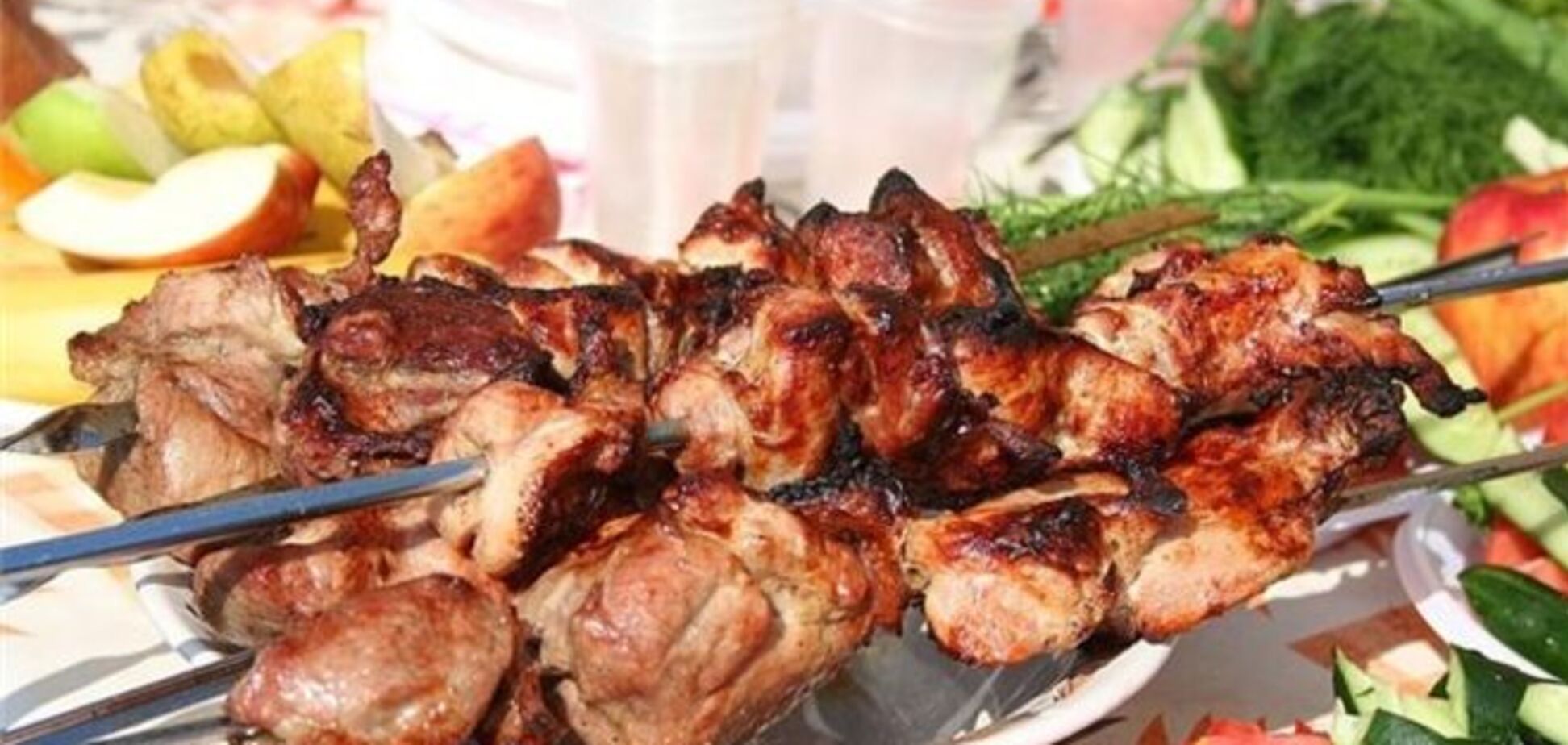 Готовимся к праздникам! Фантастическое мясо на шашлыки за полчаса: три способа