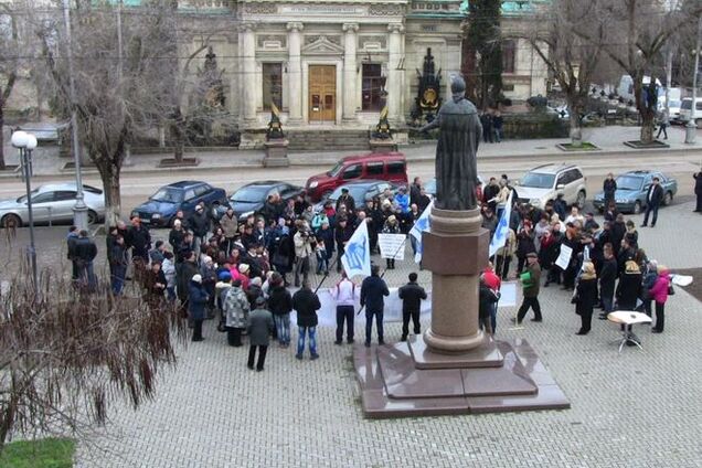 Жители Севастополя потребовали от Путина сменить власть