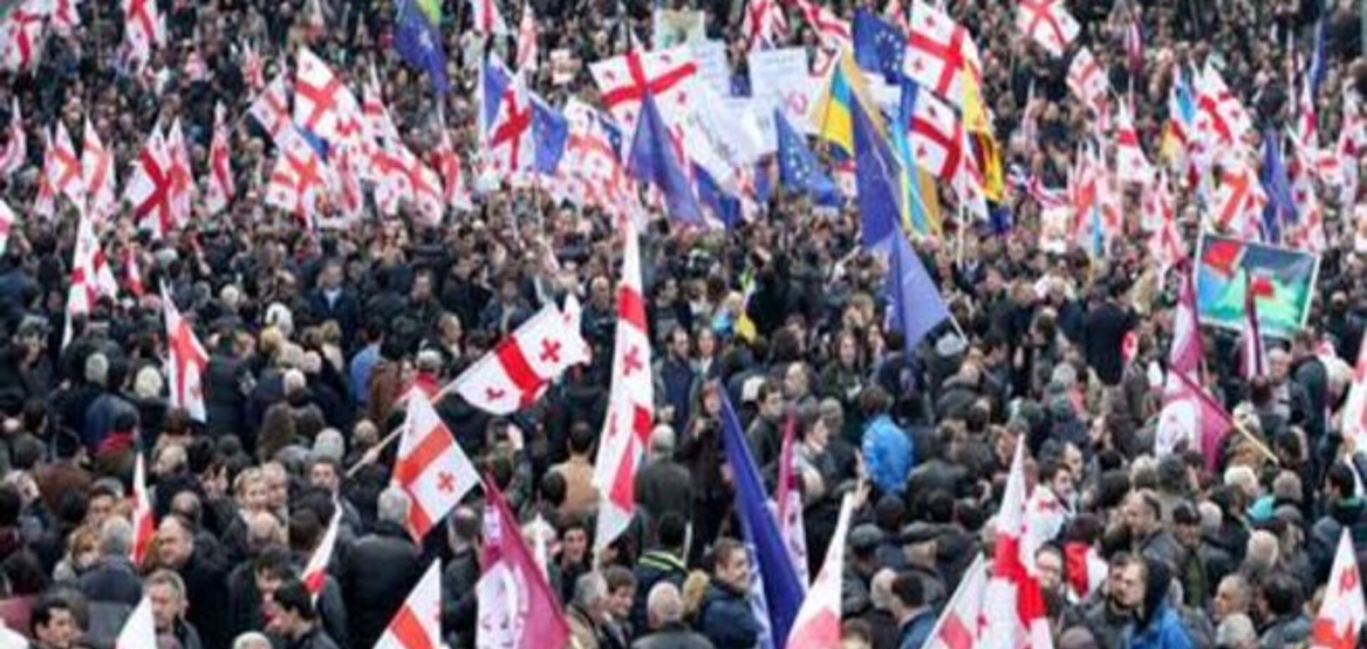 Сторонники Саакашвили припугнули власти массовой акцией