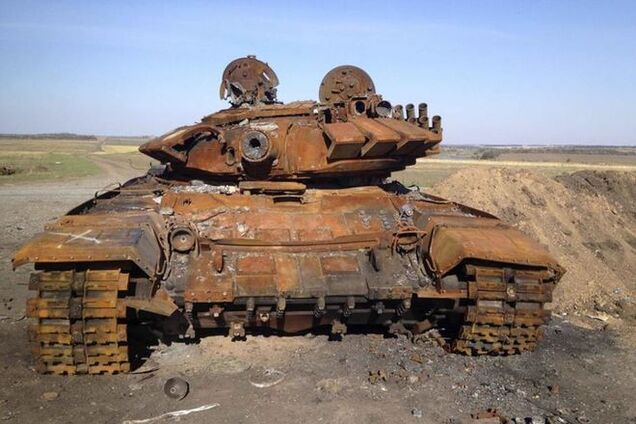 'Азов' в зоне АТО подбил танк террористов: фотофакт