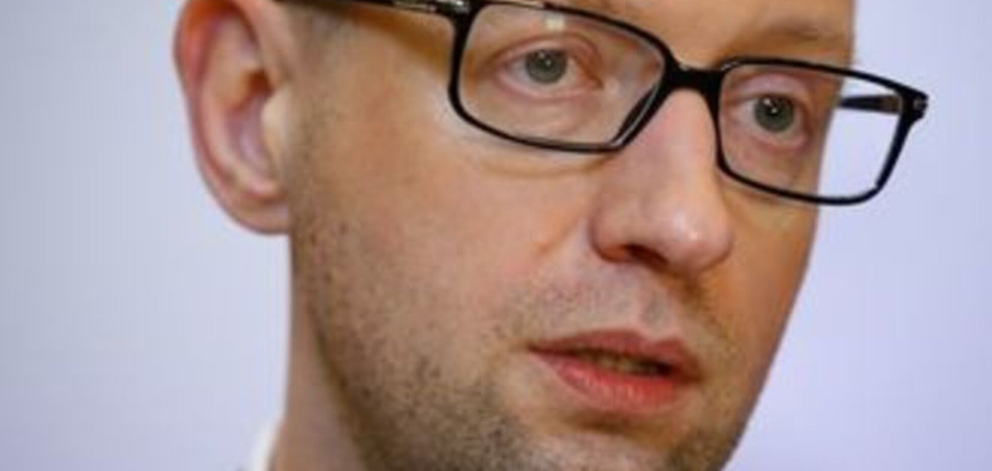 Яценюк проводит срочное совещание с силовиками - СМИ