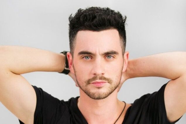 Красавчик-рокер с 'Голосу країни' рассказал, как выбирал себе тренера