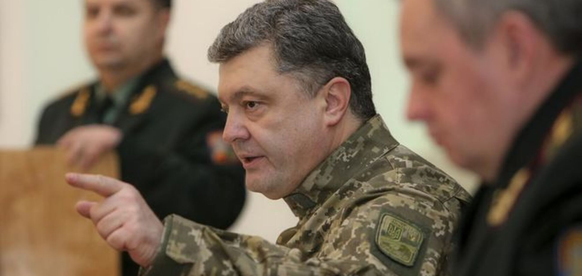 Порошенко рассказал о 'прорыве блокады' в поставках оружия Украине