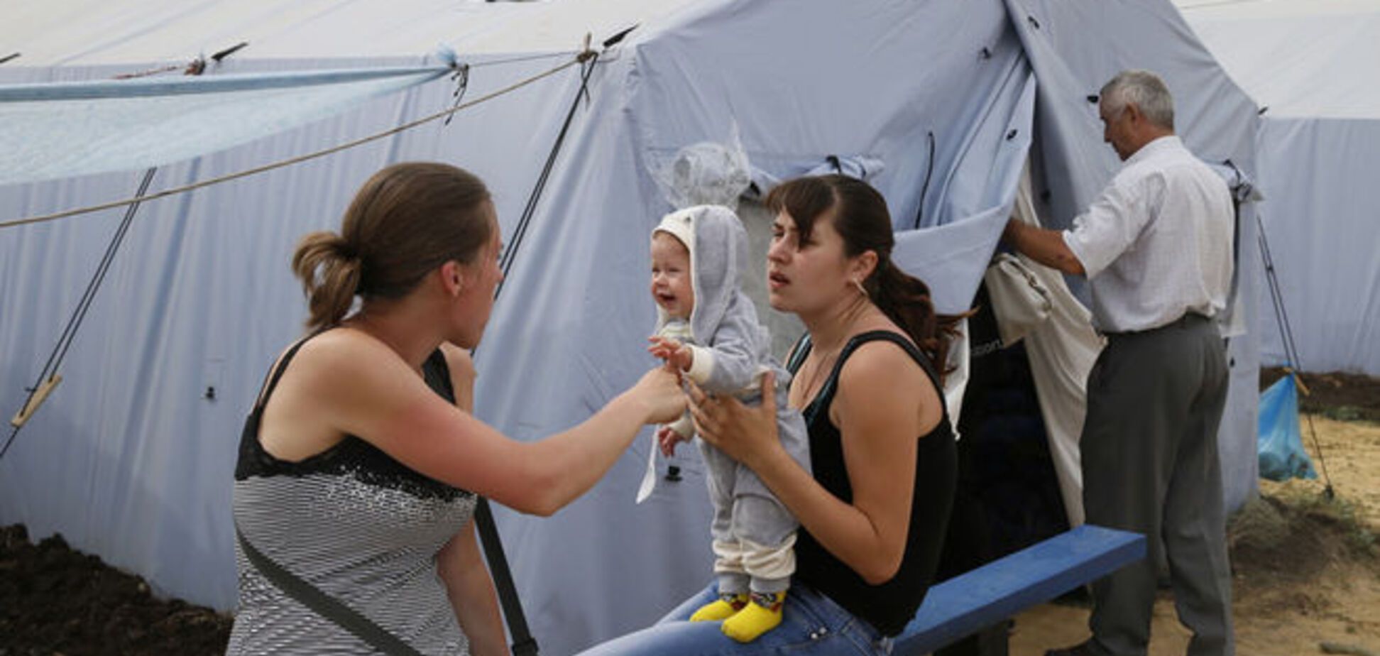 Эксперт рассказал, как Россия использовала беженцев с Донбасса