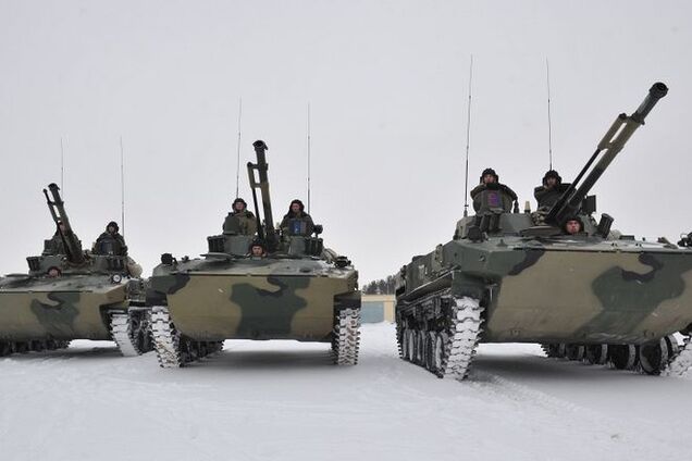 На проигнорированном параде в Москве покажут новые 'Ракушки' и БДМы
