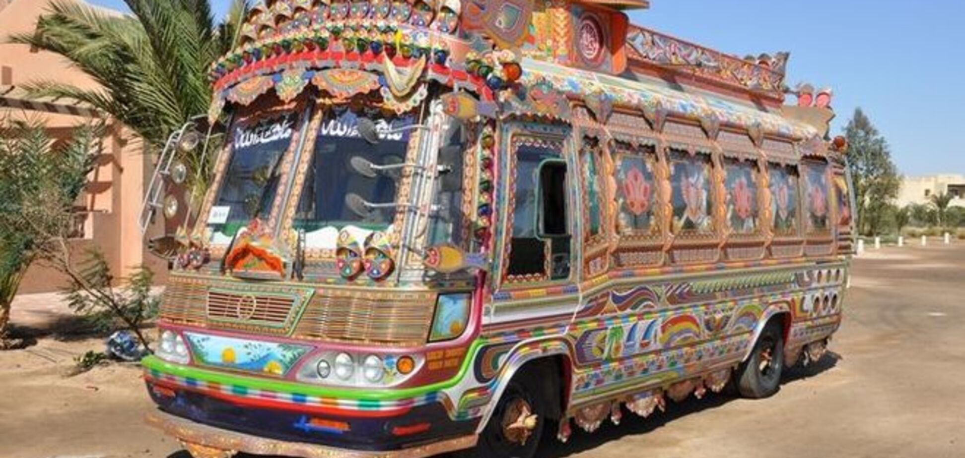 Составлен список самых необычных автобусов, на которых хочется прокатиться