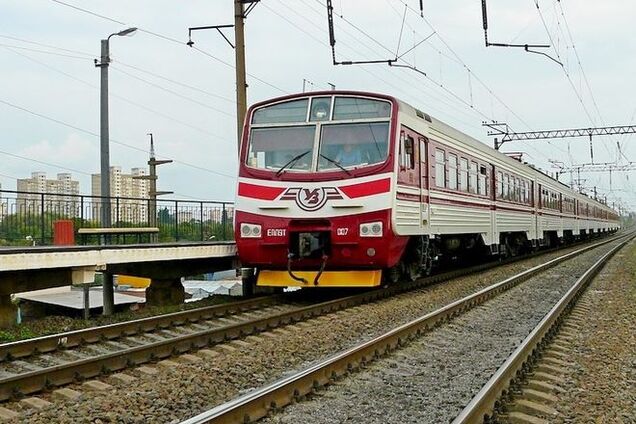 Киевский судья бросился под электричку