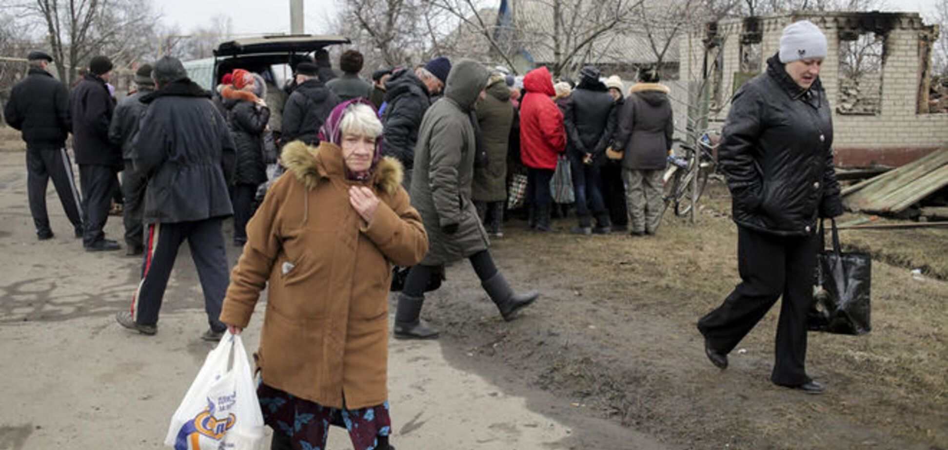 У 'ЛНР' пенсіонерам будуть нараховувати пенсії в рублях за грабіжницьким курсом