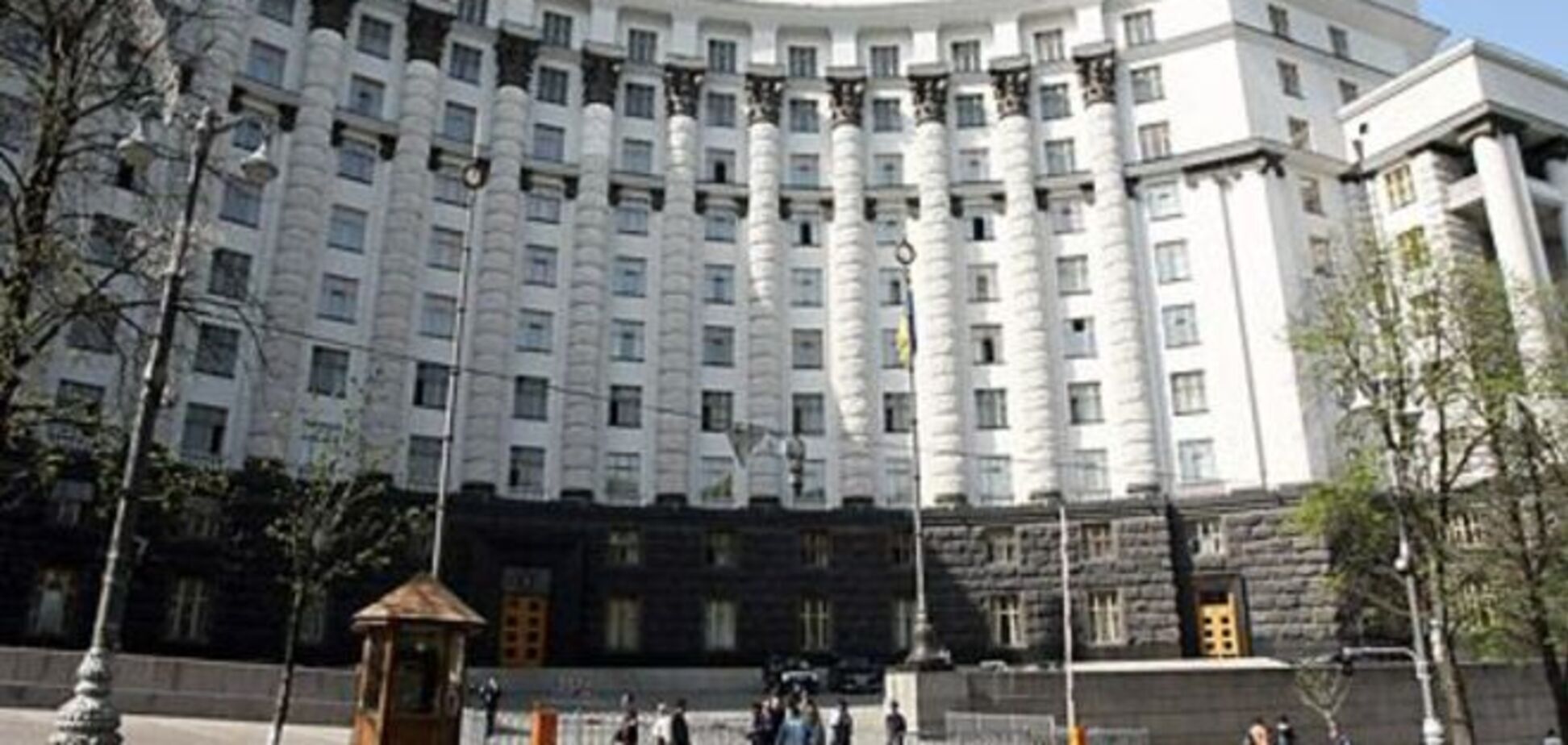 Кабмин намерен лично проверять назначение украинцам субсидий
