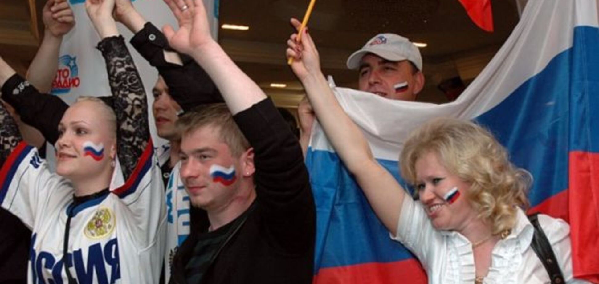 Рай земной: россияне до сих пор считают свою страну мировым лидером - опрос
