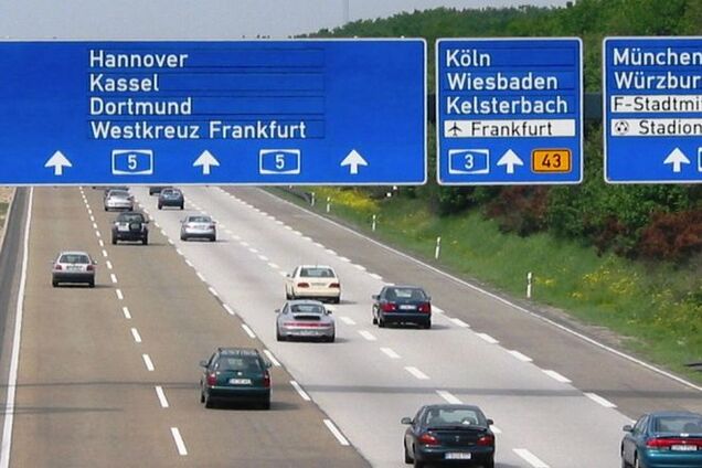 В Германии водитель ездил без прав 14 лет