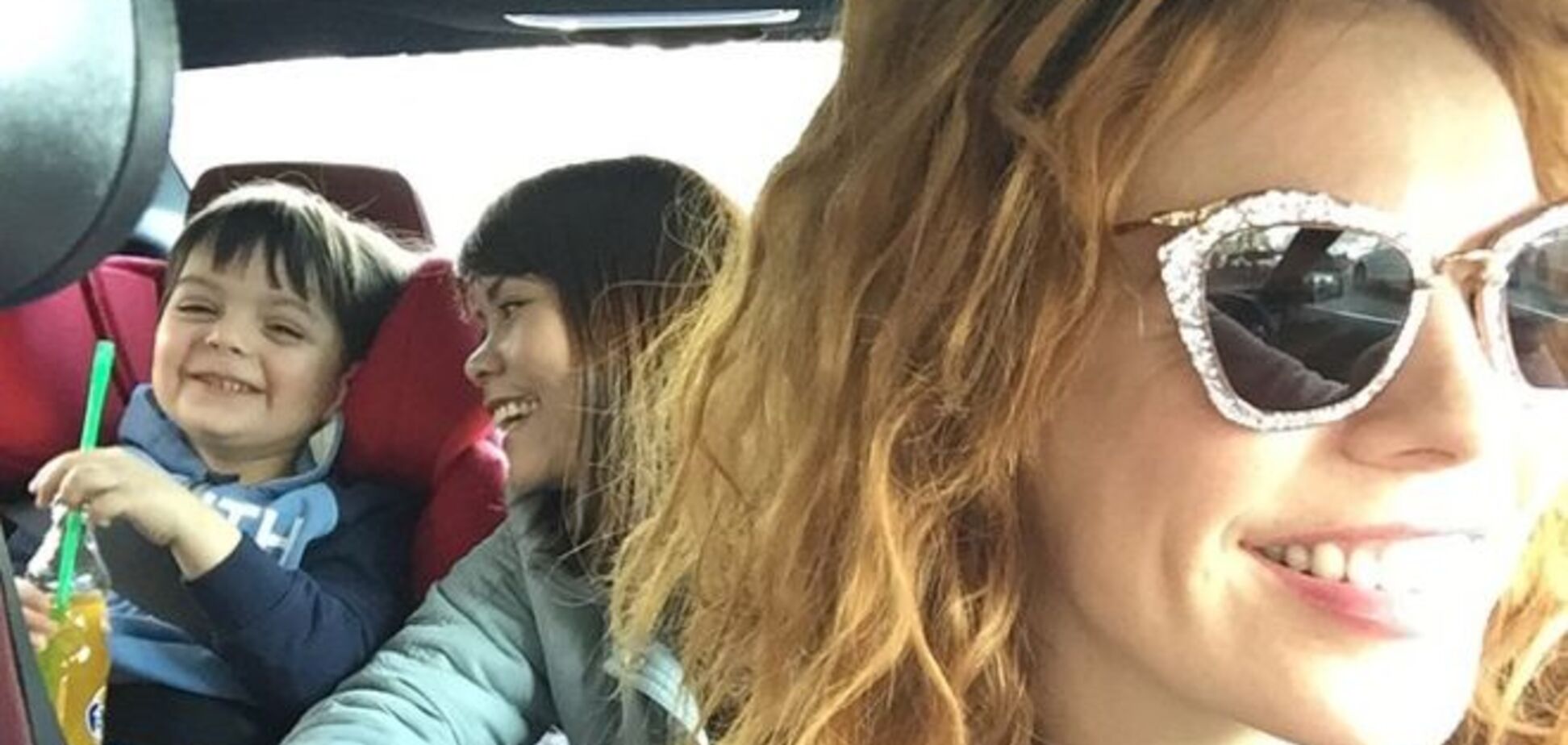 Анастасия Стоцкая показала филлипинскую няню своего сына