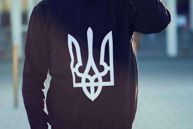 В центре Львова за герб Украины на свитере избили 13-летнего ребенка