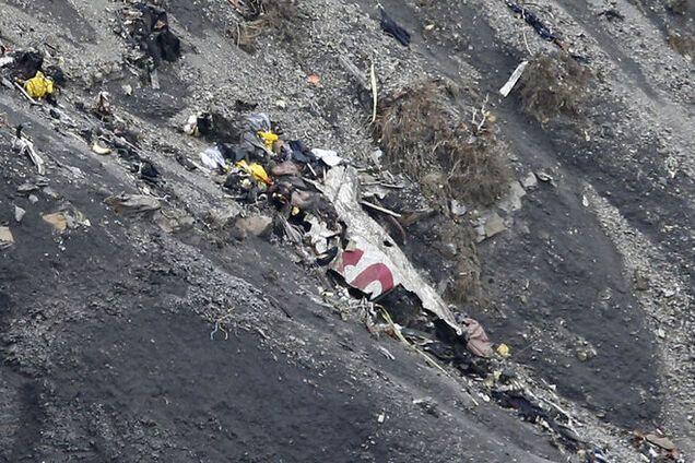 Пілоти Airbus A320 під час падіння були без свідомості