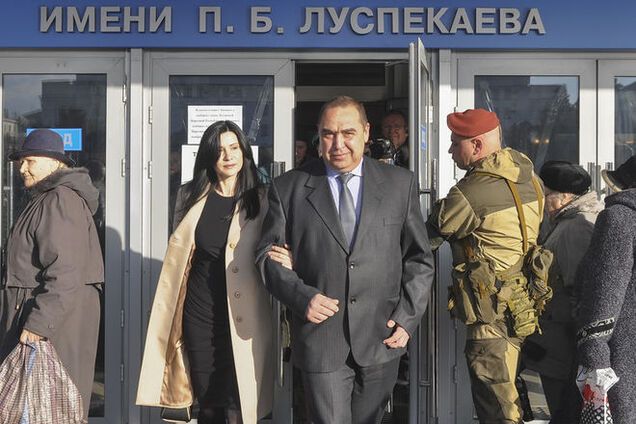 До того, как возглавить 'ЛНР', Плотницкий был мелким взяточником: документы