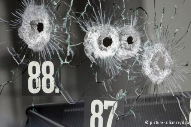 Самоубийства в воздухе и на земле: трагические случаи и случайные жертвы