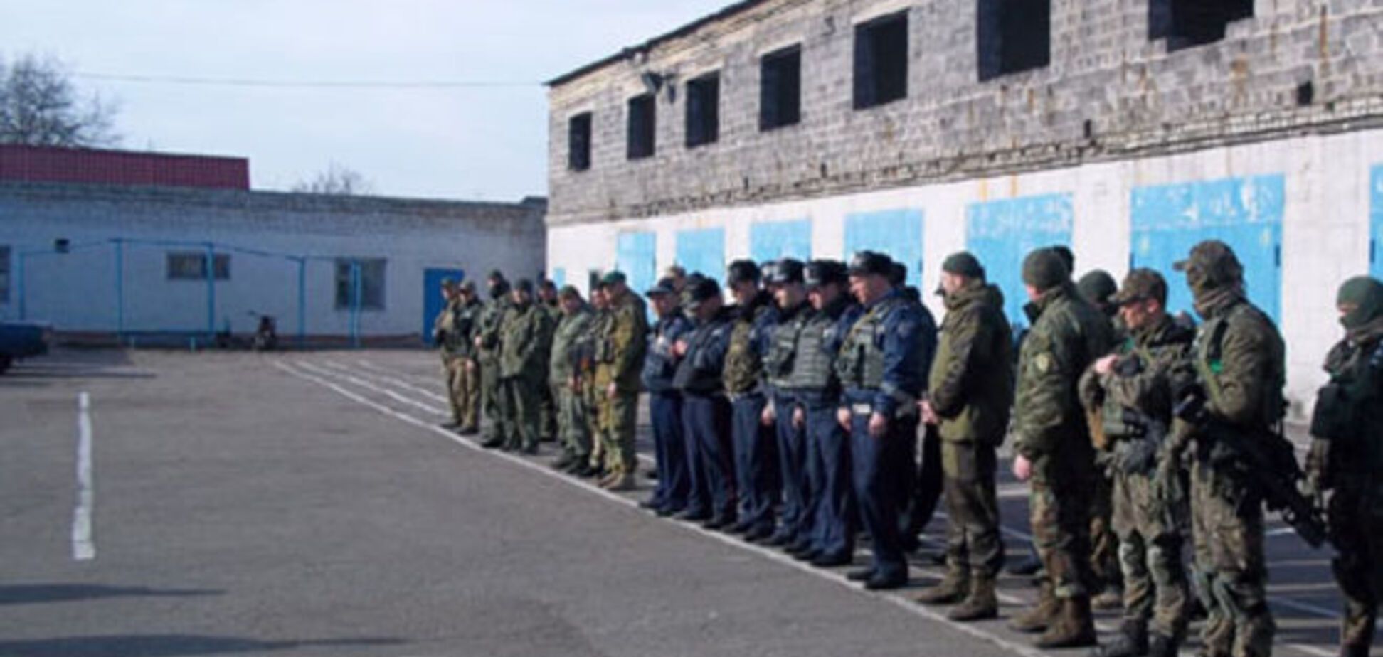 155 милиционеров искали в Красноармейске террористов: нашли двух