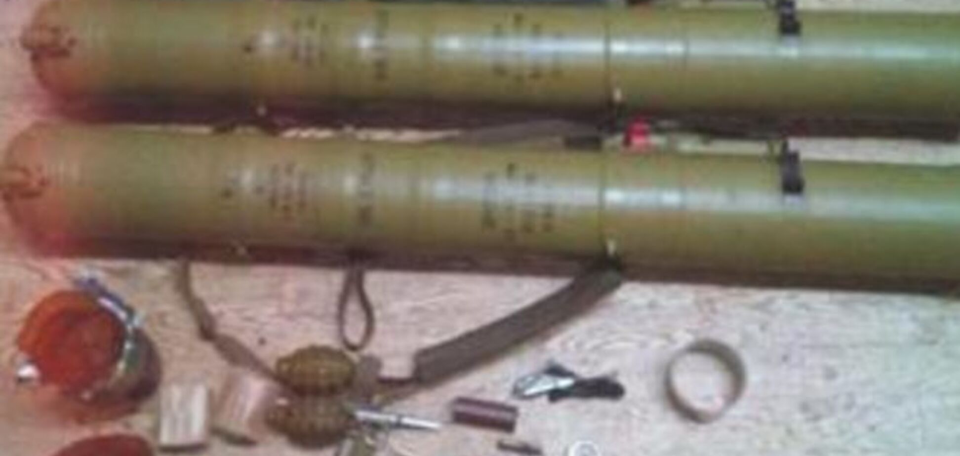 В Хмельницком на вокзале задержан мужчина с гранатометами