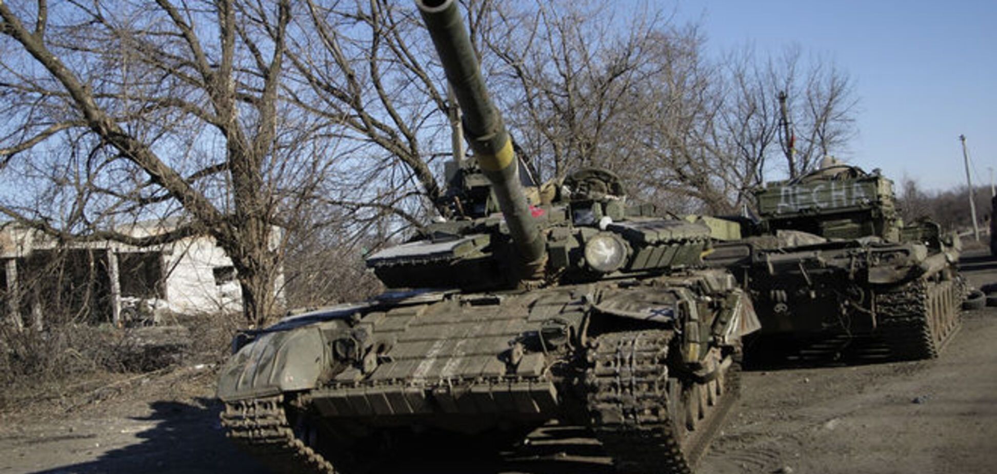 Террористы перебросили танки к Енакиево и Широкино