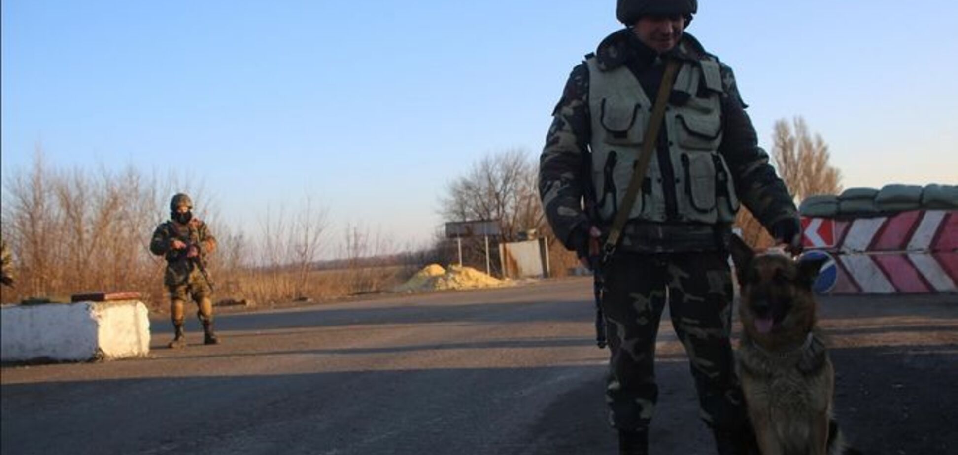 На Донбассе задержали грузовики с контрабандной едой