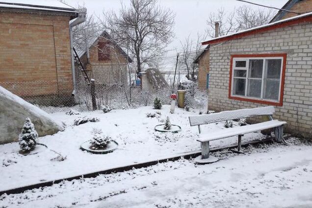 В Украине резко ухудшилась погода: выпал снег, обесточены 176 населенных пунктов