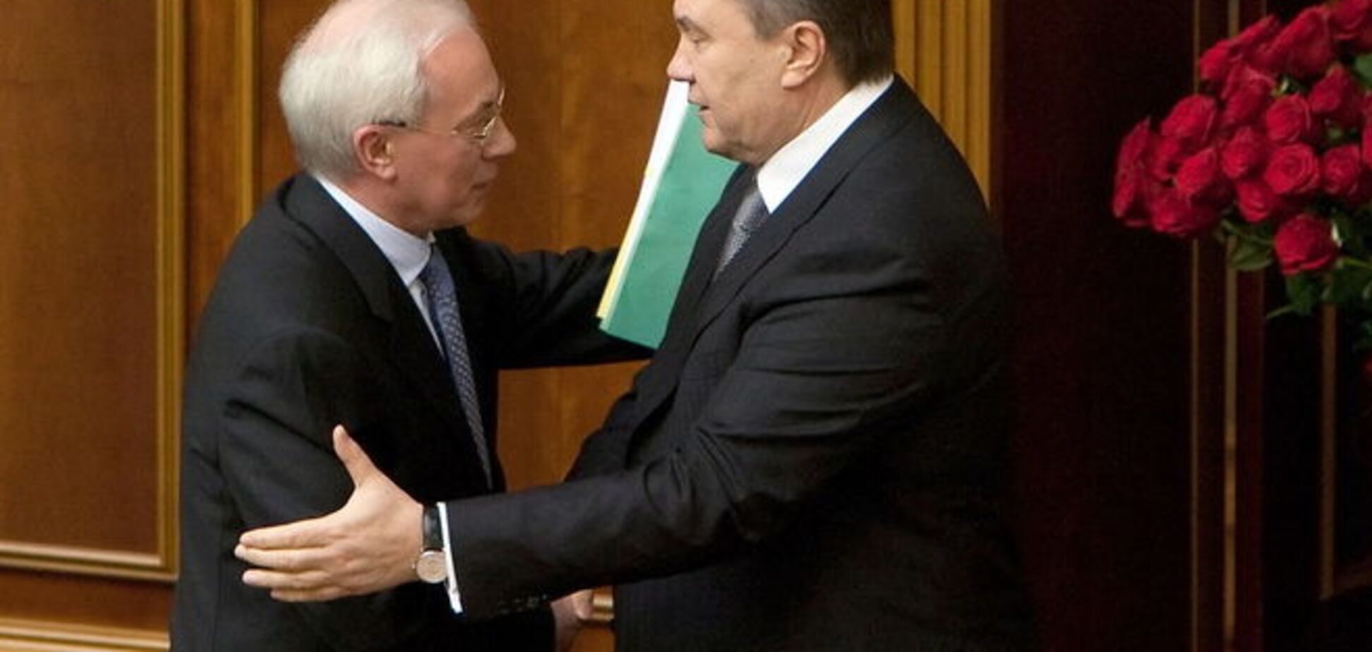 Украина оставила беглых Януковича и Азарова без пенсий