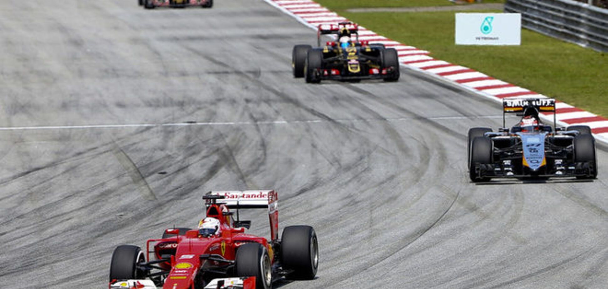 Формула-1: Себастьян Феттель сенсационно выиграл Гран-при Малайзии