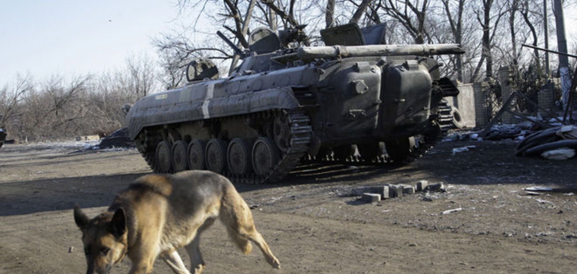 В Украину вторглись десятки танков из России