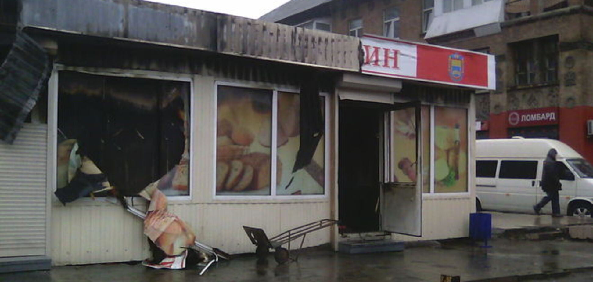 В Киеве сгорели киоски: опубликованы фото последствия пожара