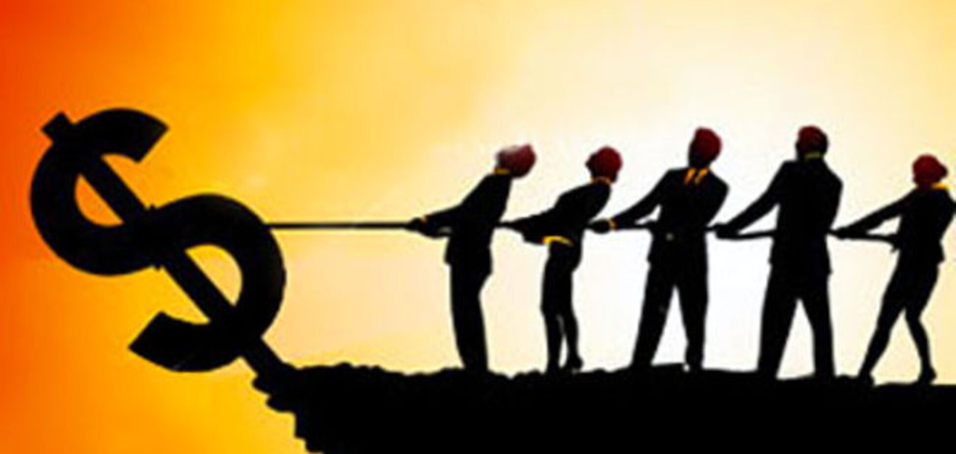 Долар на 'чорному' ринку продовжує дешевшати