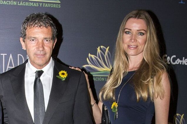 54-летний Антонио Бандерас показал свою молодую возлюбленную