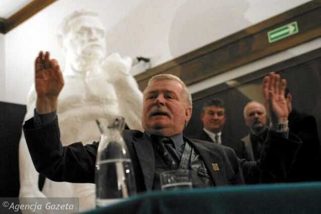 Экс-президент Польши подсказал Западу способ, как обречь Россию на провал