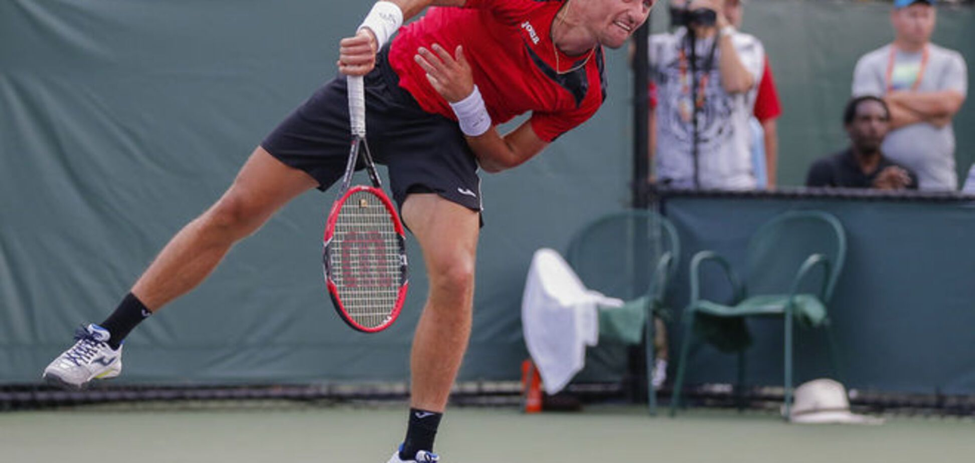 Украинский теннисист продолжил феерию на супертурнире в США