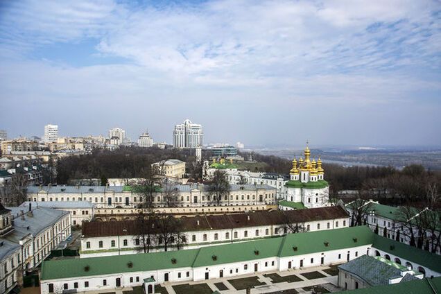 Как выглядит Киев с Большой лаврской колокольни: опубликованы свежие фото