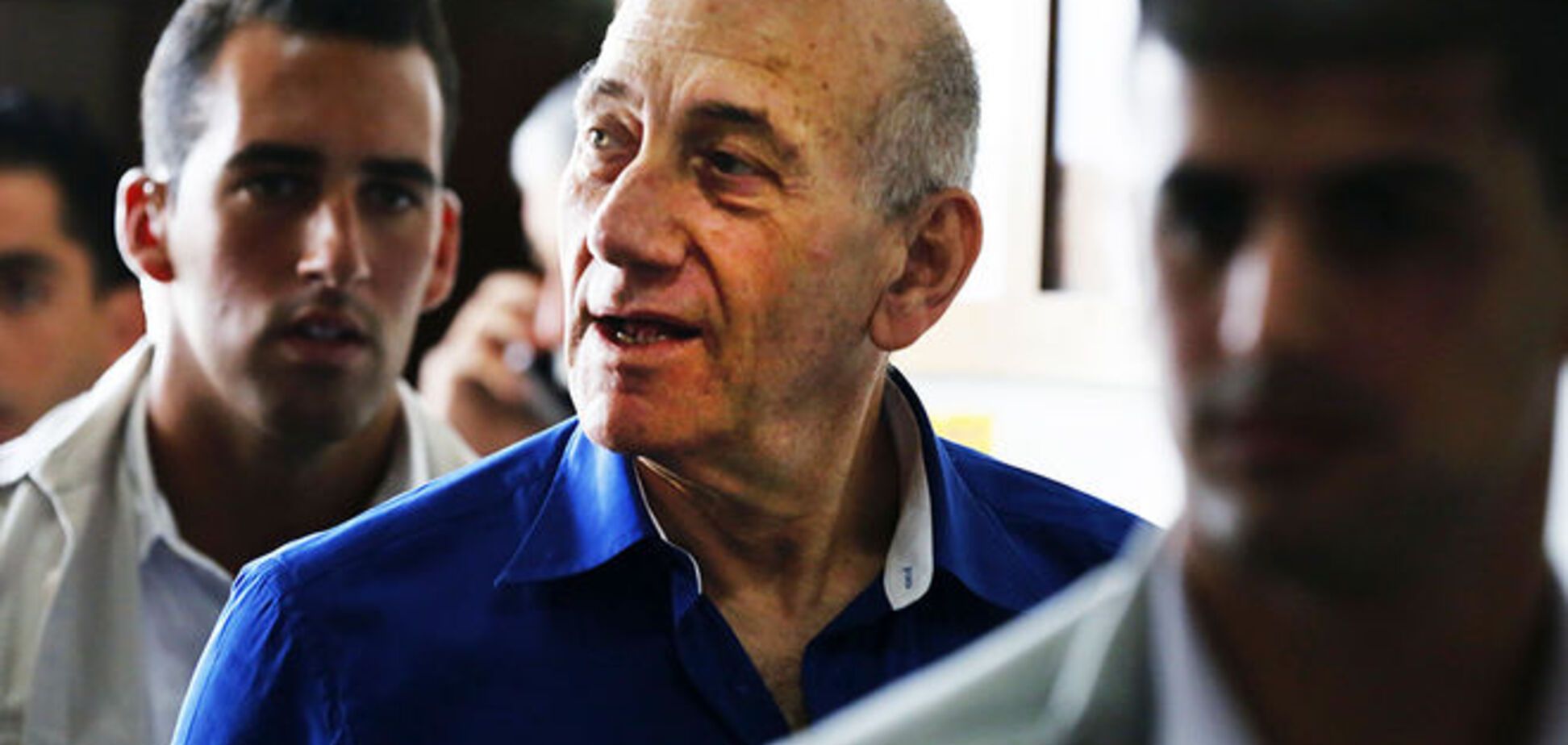 Экс-премьер Израиля Эхуд Ольмерт признан виновным во взяточничестве