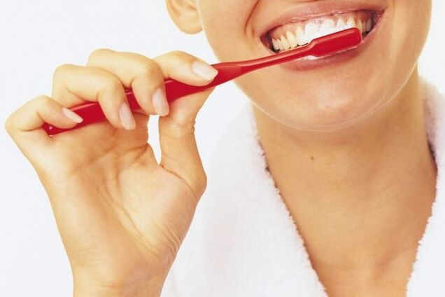 8 ошибок, которые вы допускаете, когда чистите зубы