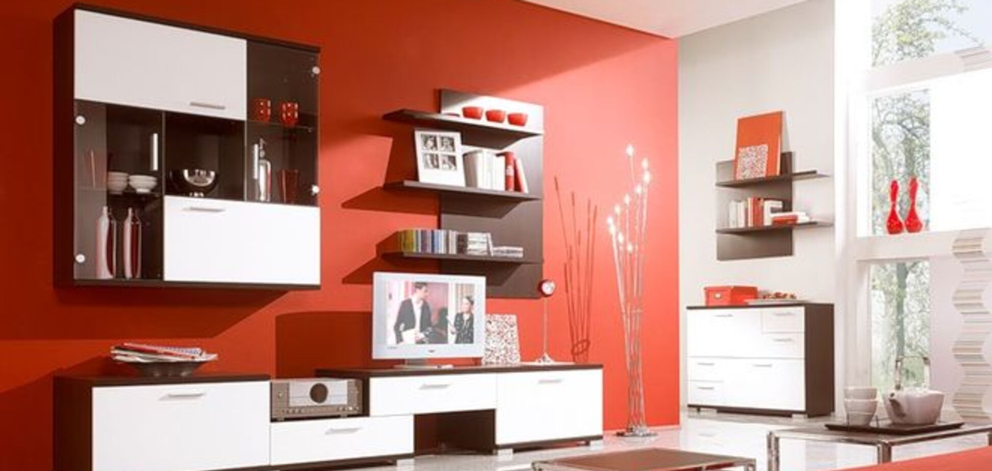 Стало известно, какой цвет в интерьере вызывает ожирение