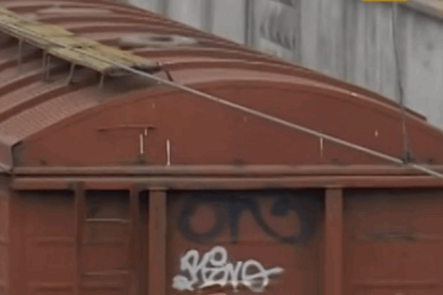 В Киеве погиб очередной любитель селфи на железной дороге